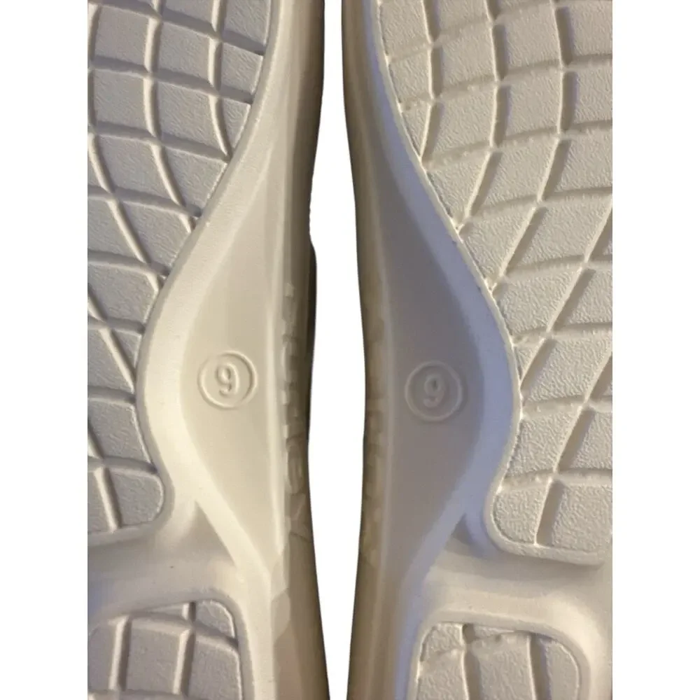 Hurley Injection Flip Flops Mens Size 9 White Casual Non-Slip Sandals